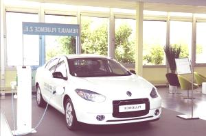 Renault-Fluence-Z.E-06