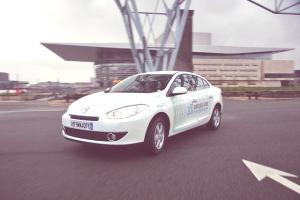 Renault-Fluence-Z.E-07