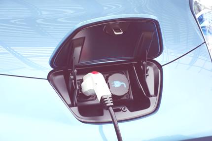 nissan-leaf_hi_025 nissan-leaf_hi_025